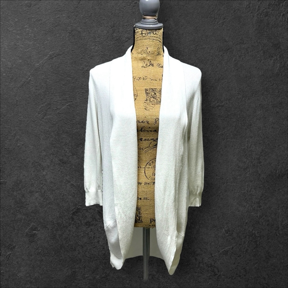 117 - Suzy Shier Cardigan - Picture 1 of 12